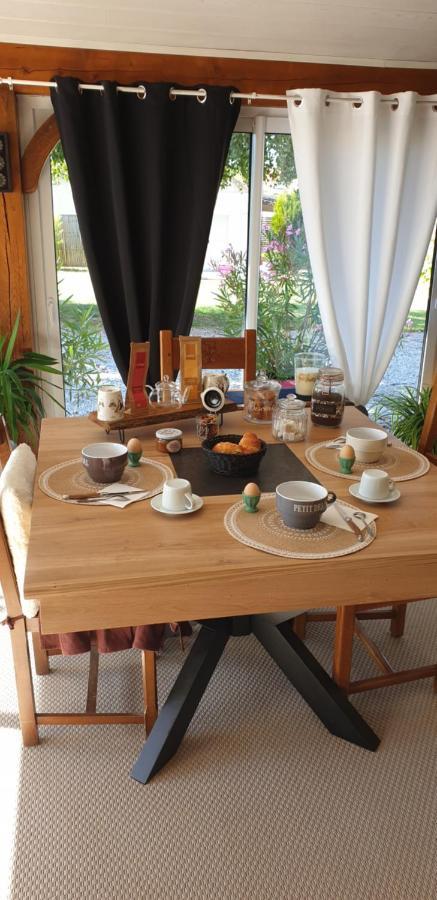 Chez Martine Et Laurent Le Tremblois Luaran gambar
