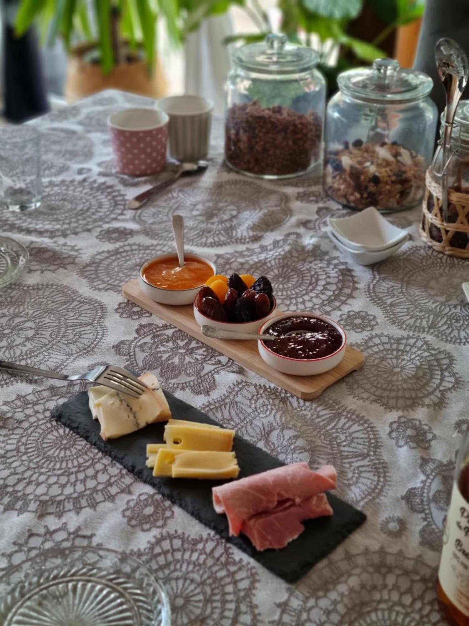 Chez Martine Et Laurent Le Tremblois Luaran gambar